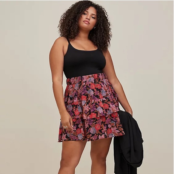 MINI CRINKLE LUREX TIERED SKIRT by Torrid! Size 3x - Picture 3 of 8